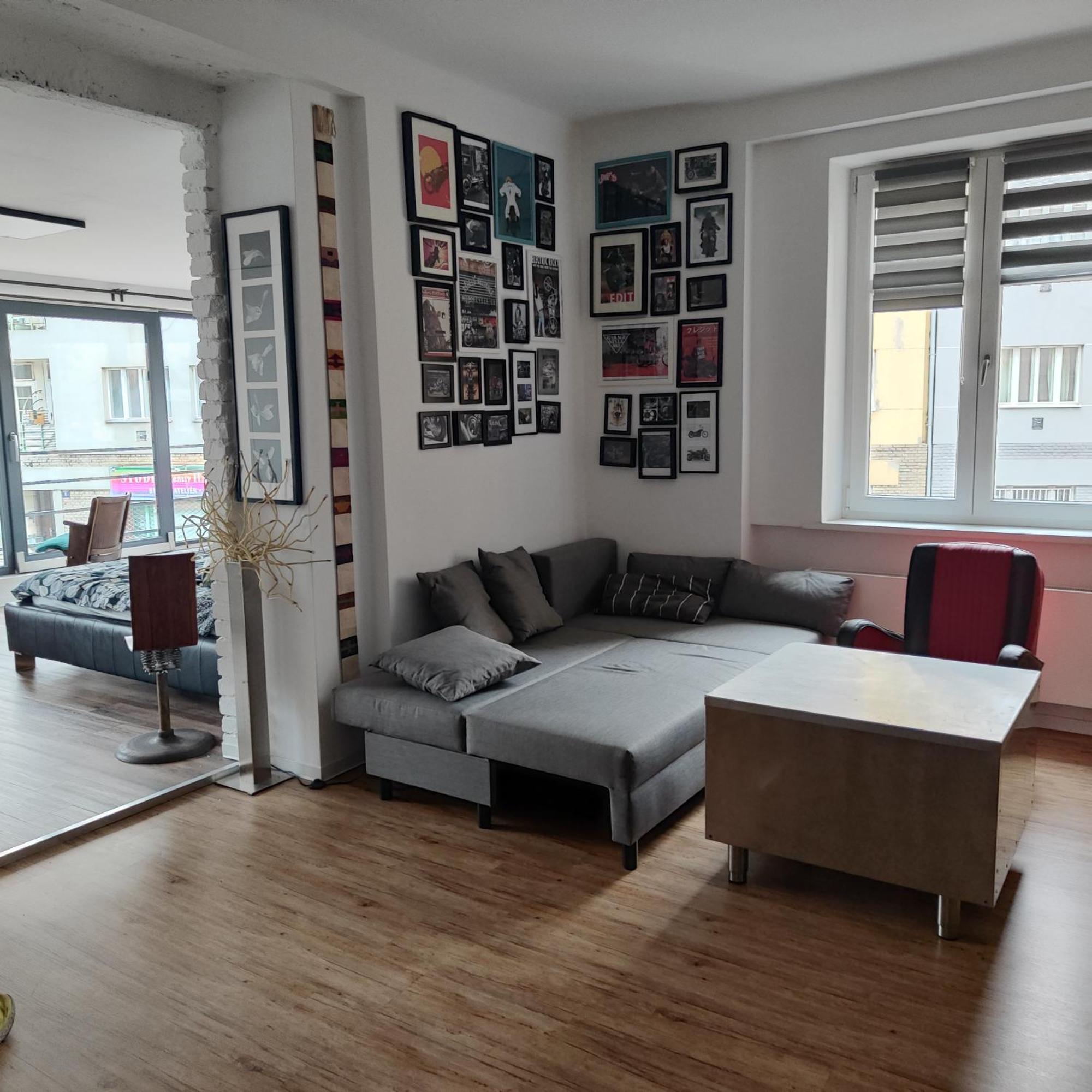 Apartment Big Windows Praga Exterior foto